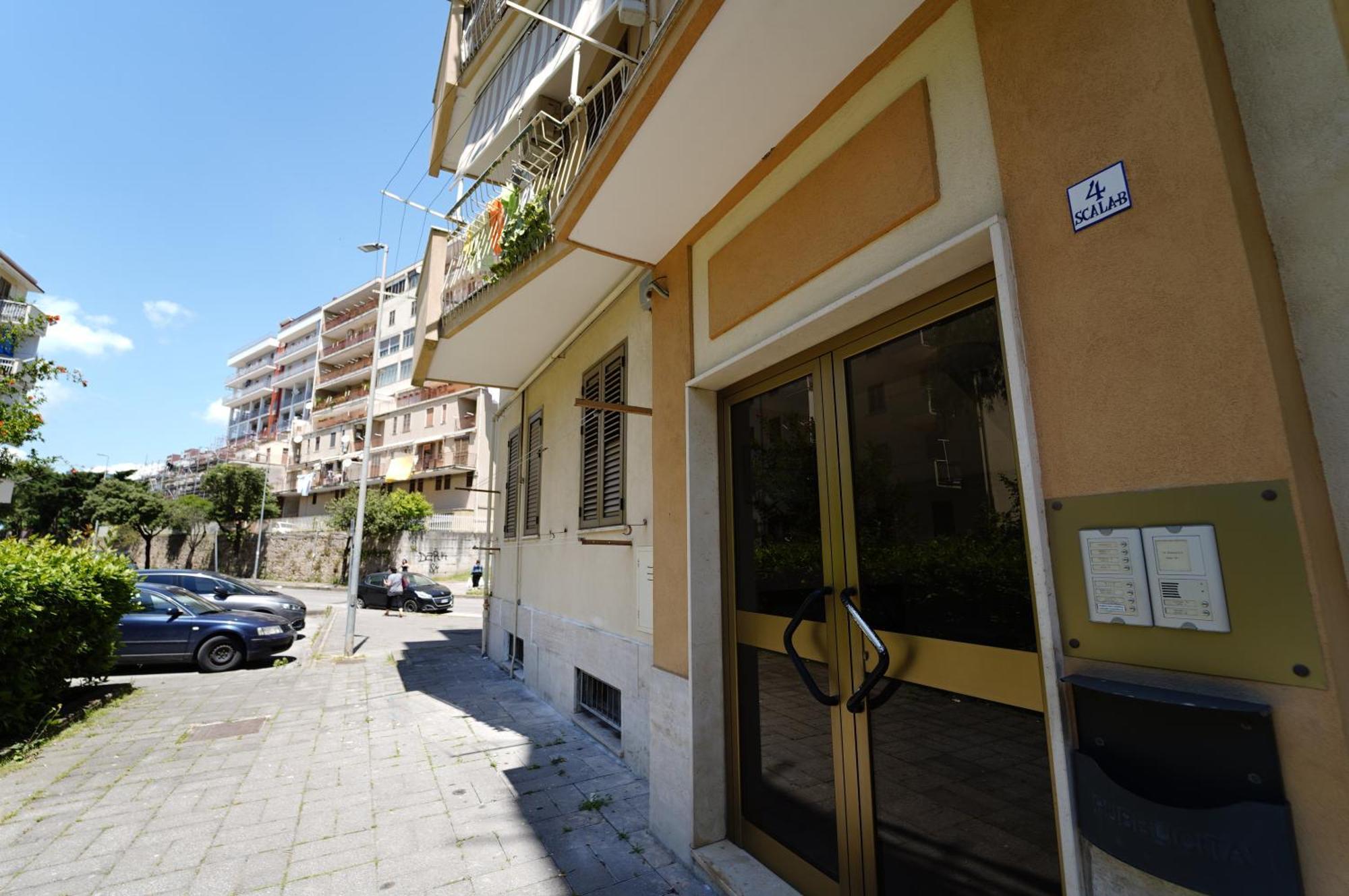 Apartamento Ritz Salerno Exterior foto